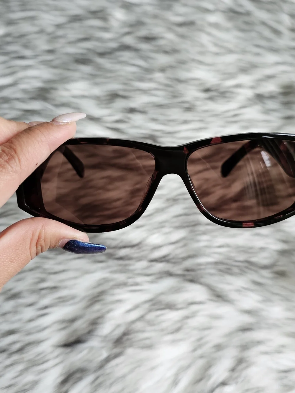 Celine cl40227u color
